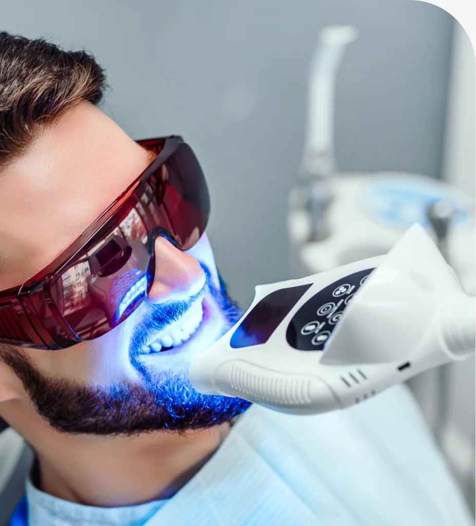Zoom Teeth Whitening at Centro Dental Las Americas